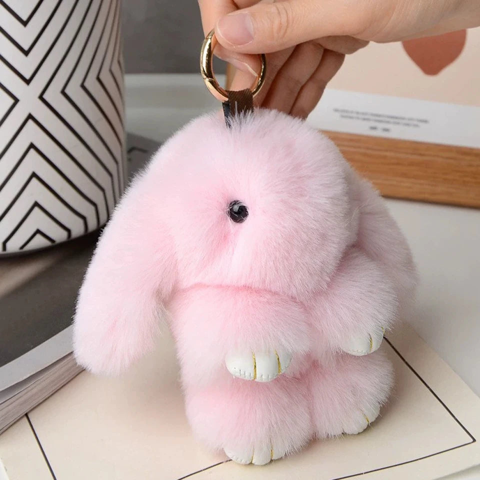 🐰 Fluffy Rabbit Fur Pompon Keychain – Soft Luxury Bag Charm